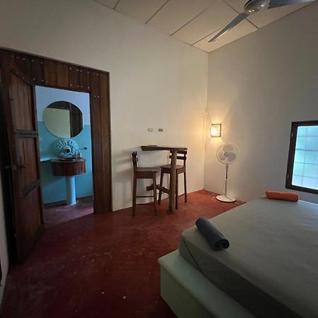Buena Onda Backpackers Ξενοδοχείο San Juan del Sur Εξωτερικό φωτογραφία